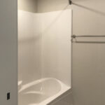 4616 Grande Ridge 2nd Floor Main Bathroom Shower